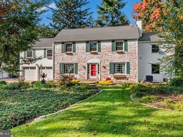 17 W ROSEVILLE ROAD, LANCASTER, PA 17601