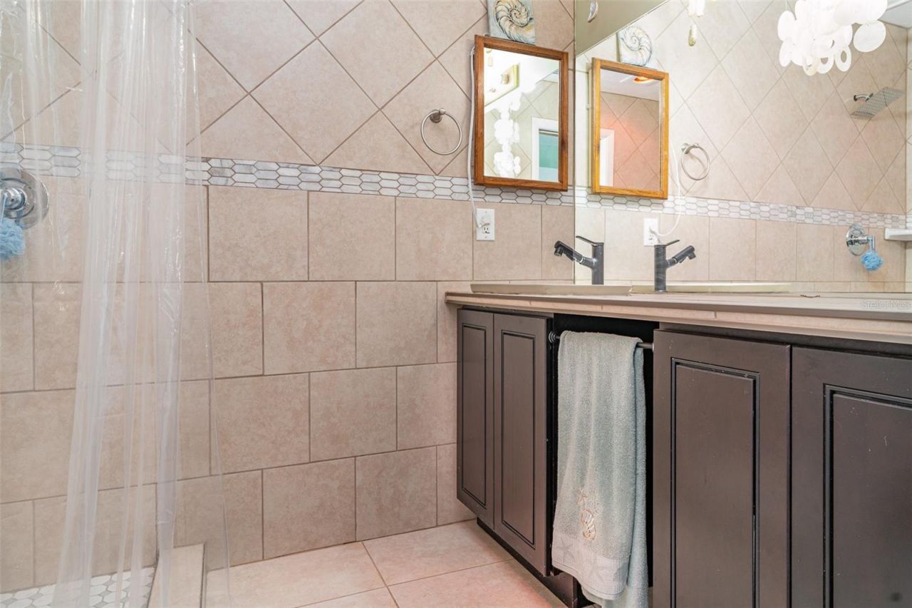 1305 Greenfield Circle, Venice, FL 34292 Photo