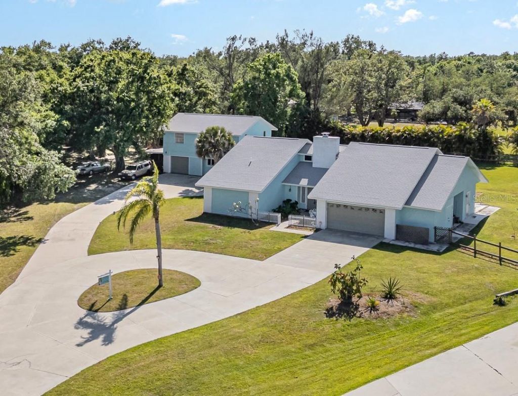 1305 Greenfield Circle, Venice, FL 34292 Photo