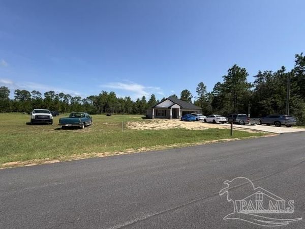 9846 Shangri La West Rd, Milton, FL 32583