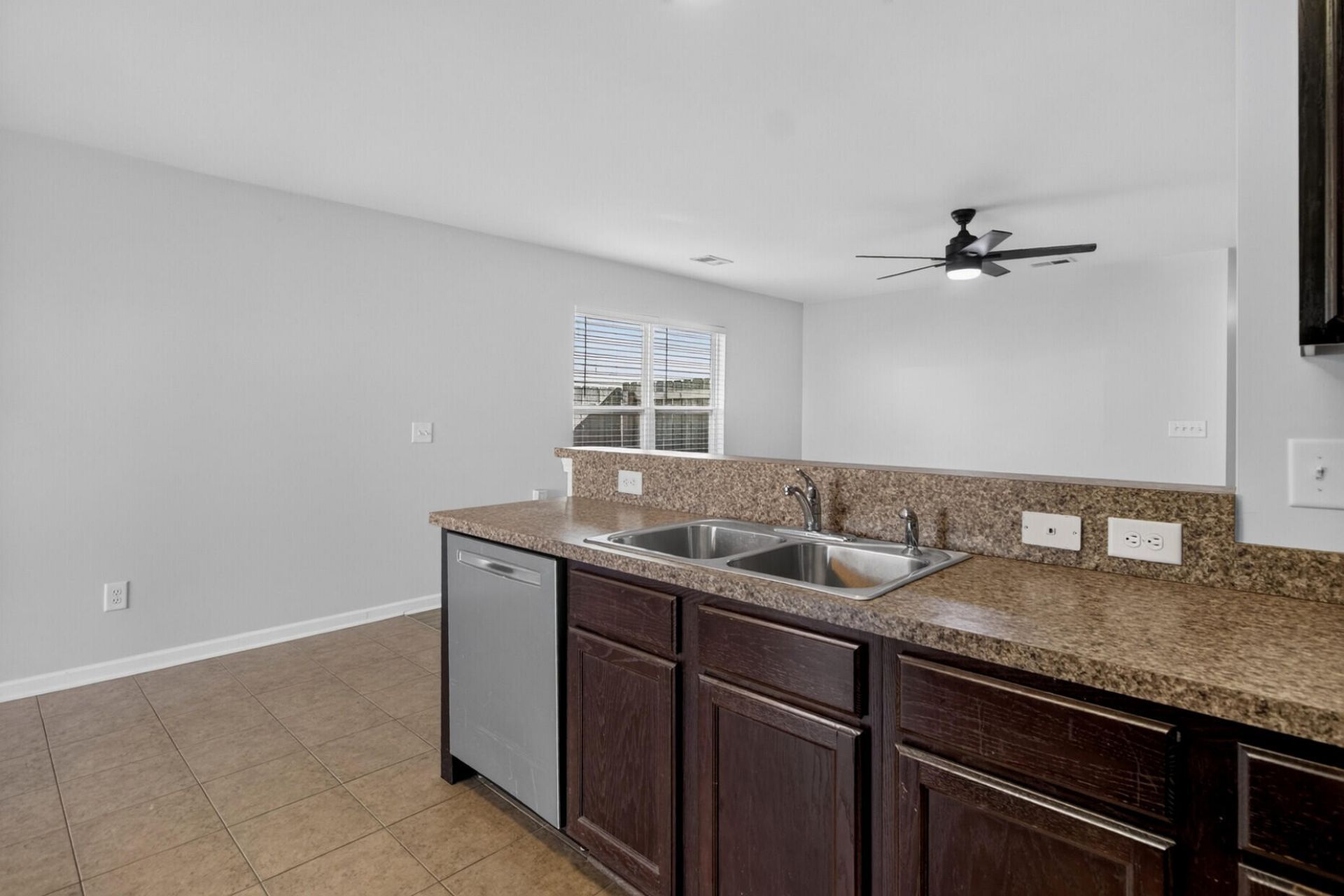 148 Tyger Street Photo 19