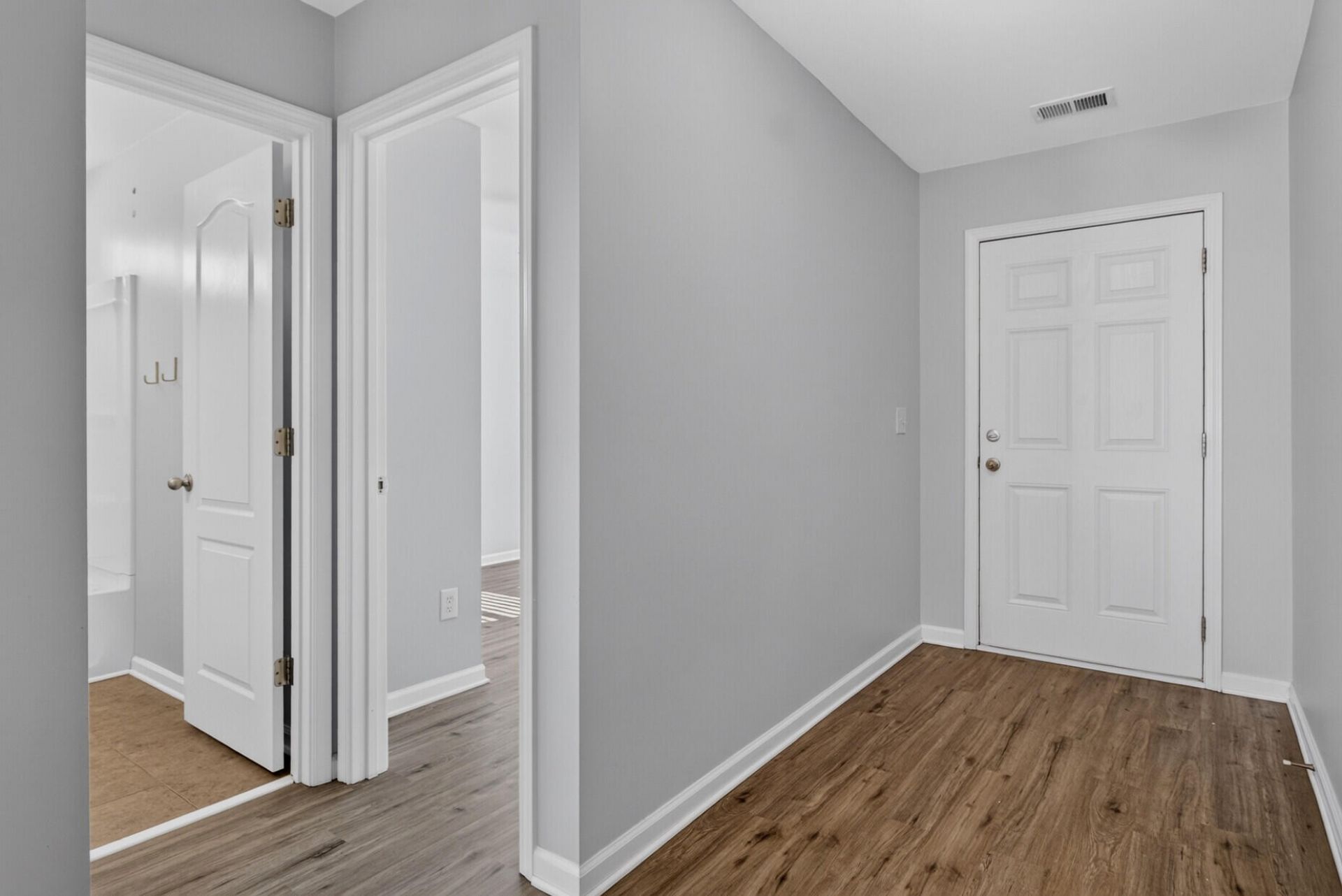148 Tyger Street Photo 9