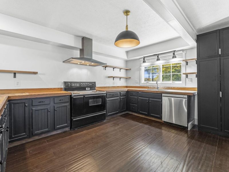 3360 Burnt Pond Road, Ostrander, OH 43061 Photo 4