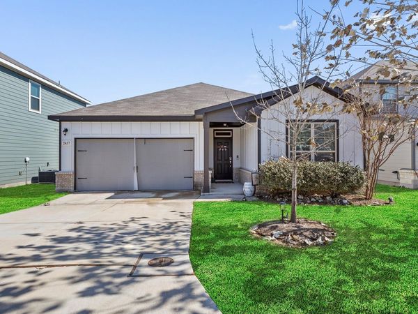 2437 HIDDENBROOKE TRCE, Seguin, TX 78155