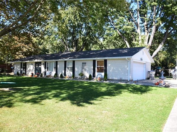 85 W Michaels Road, Tipp City, OH 45371