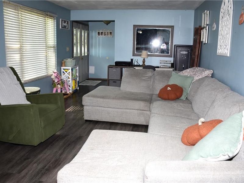 85 W Michaels Road, Tipp City, OH 45371 Photo 5