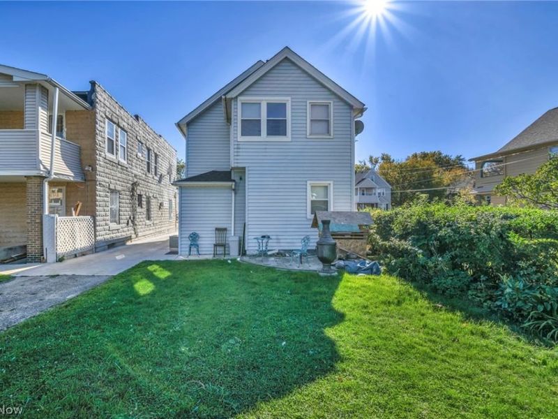 16321 Arcade Avenue, Unit 3, Cleveland, OH 44110 Photo 10