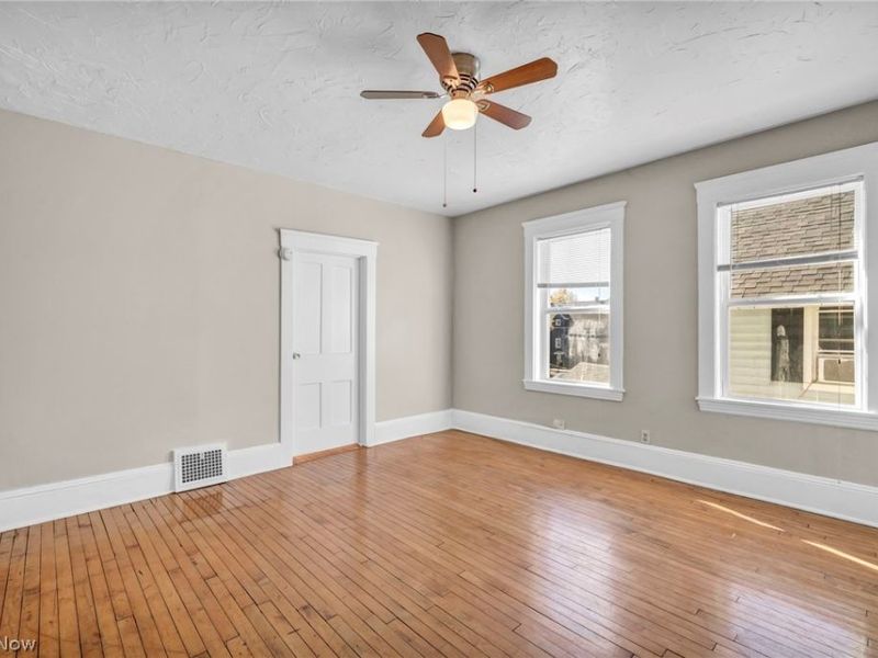 16321 Arcade Avenue, Unit 3, Cleveland, OH 44110 Photo 22