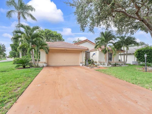 8521 LEEWAY Lane, Boynton Beach, FL 33436