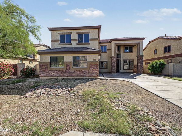 6825 W LYNNE Lane, Laveen, AZ 85339