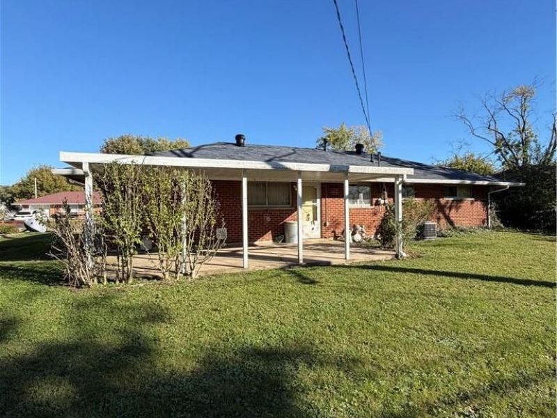 5471 Harshmanville Road, Huber Heights, OH 45424 Photo 3
