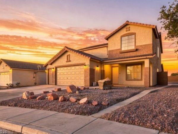 8171 Petunia Flower Way, Las Vegas, NV 89147