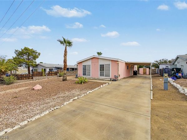512 Mona Lane , Henderson, NV 89015