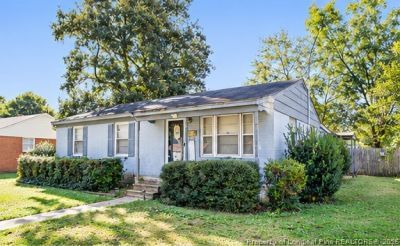 702 E 8th Street, Lumberton, NC 28358 Main Photo