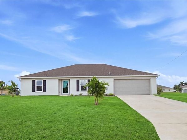 1724 NW 11th PL , CAPE CORAL, FL 33993