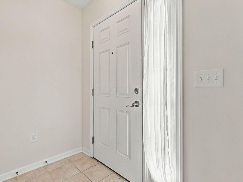963 Governors Circle , Lancaster, OH 43130 Photo 5