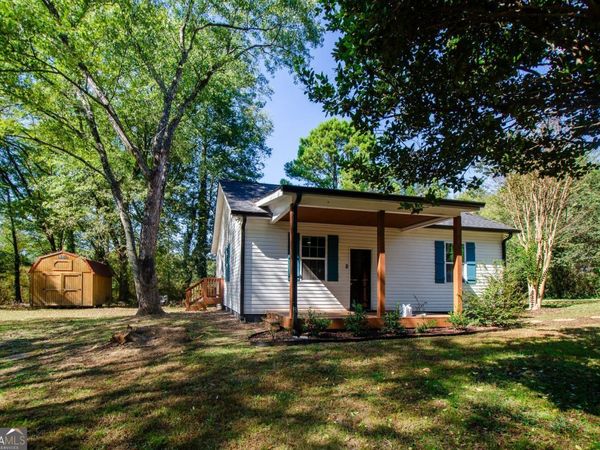19 Lakeview Drive SE, Cartersville, GA 30121