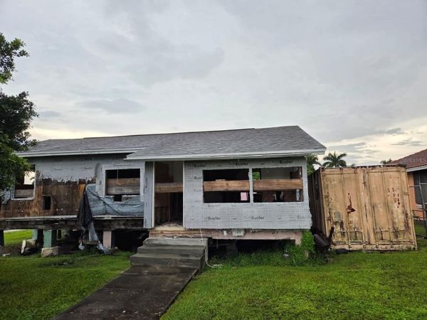 397 ANNONA AVENUE , PAHOKEE, FL 33476