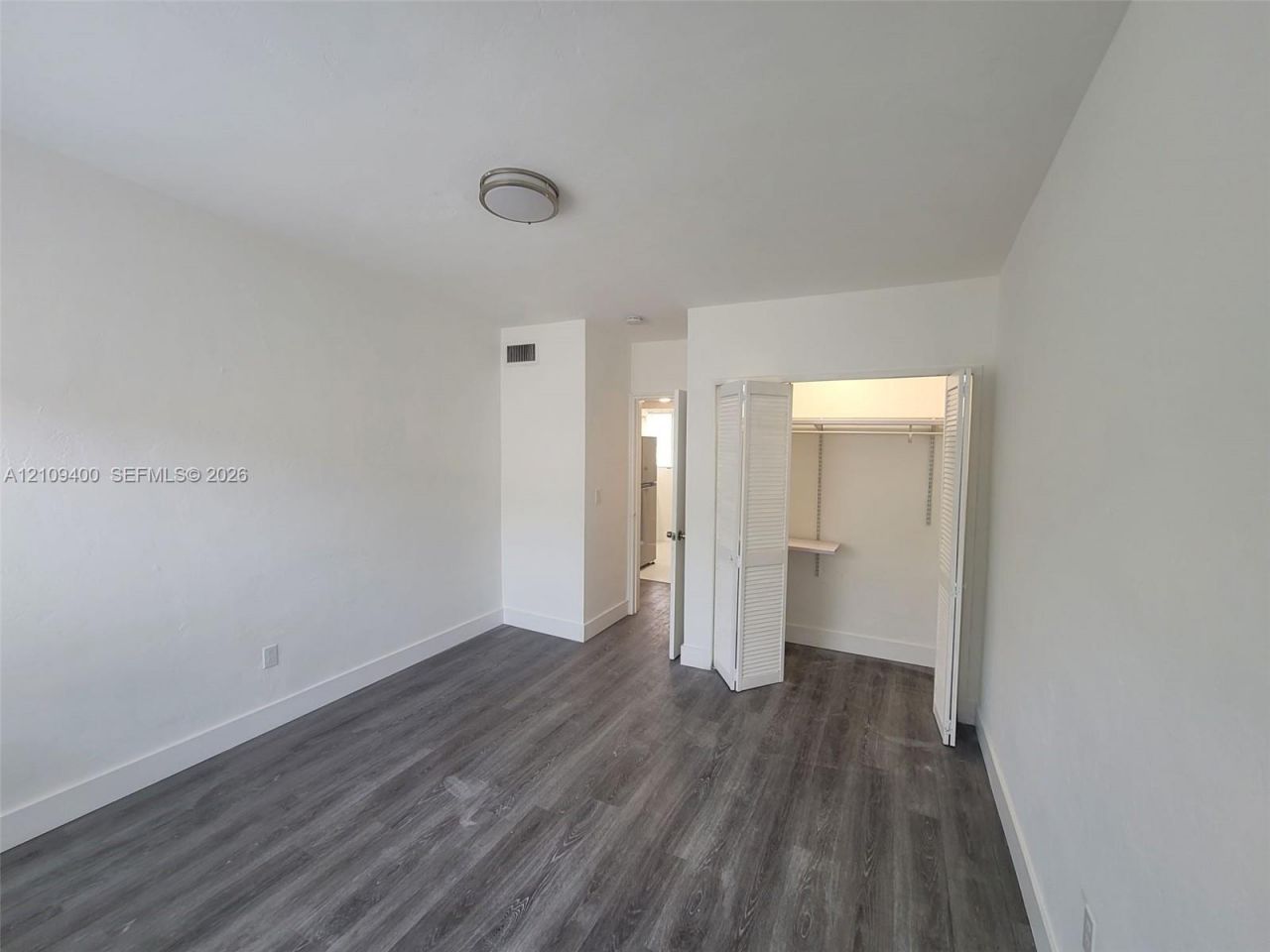 7435 Byron Ave , Unit 06, Miami Beach, FL 33141 Photo