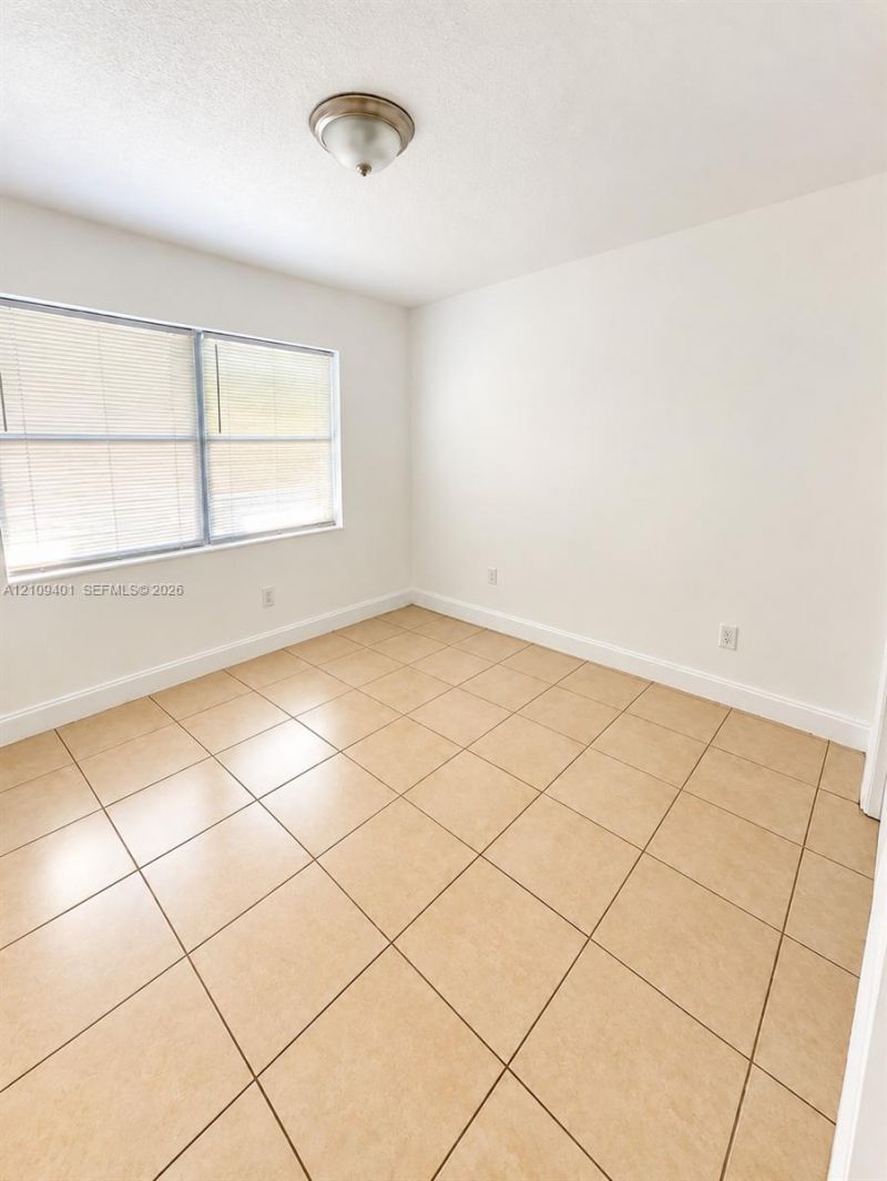 18200 NW 20th Ave, Unit 28, Miami Gardens, FL 33056 Photo