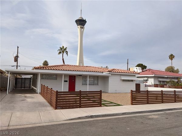 2216 SANTA YNEZ Drive , Las Vegas, NV 89104