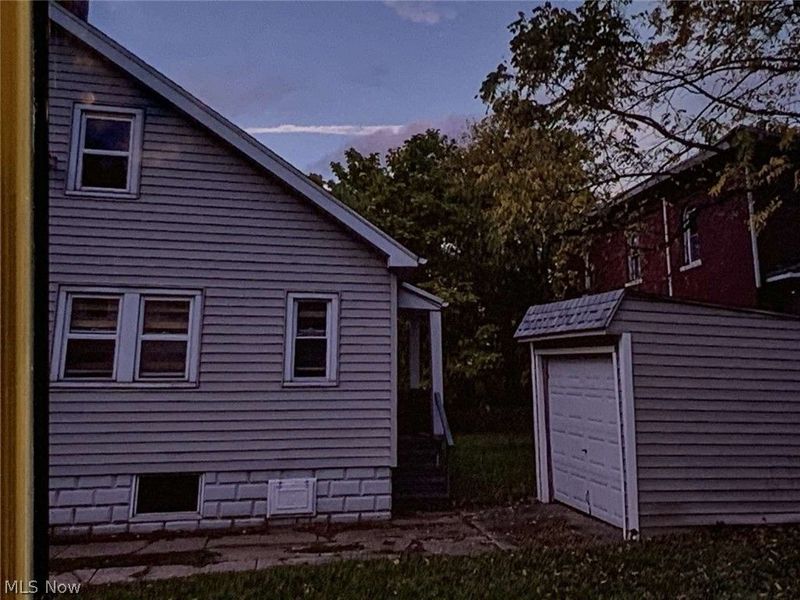 2971 E 65th Street, Cleveland, OH 44127 Photo 3