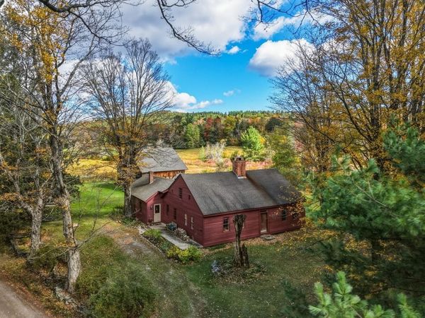 65 Parish Road, Worthington, MA 01098