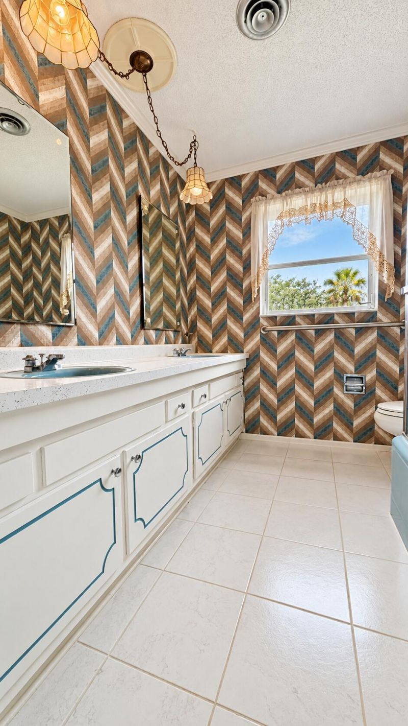 1222 NW Green Pine Lane, Stuart, FL 34994 Photo