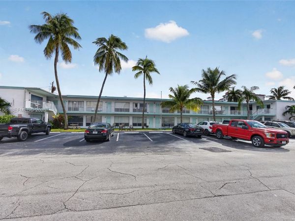 3212 NE 7th Pl , Unit 12, Pompano Beach, FL 33062