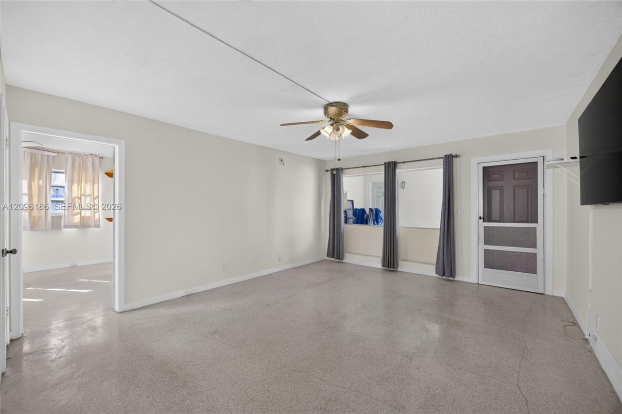 3212 NE 7th Pl, Unit 12, Pompano Beach, FL 33062 Photo