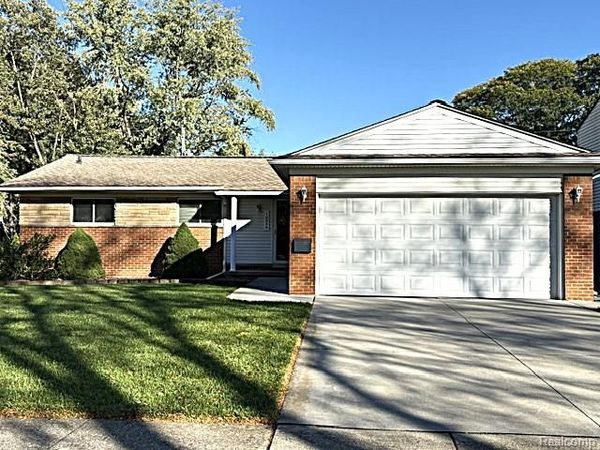 10845 Melbourne Avenue, Allen Park, Mi 48101