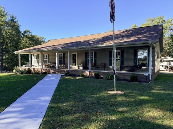 2329 Roslin Rd , Jamestown, TN 38556