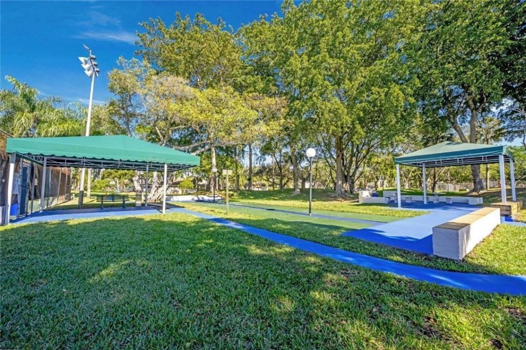 2206 S Cypress Bend Drive, Unit 208, Pompano Beach, FL 33069 Photo