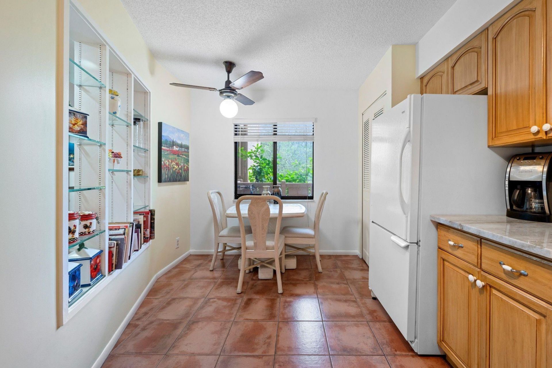 2206 S Cypress Bend Drive, Unit 208, Pompano Beach, FL 33069 Photo