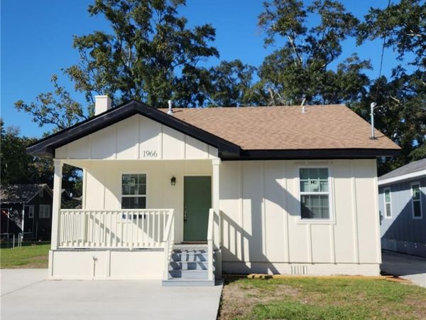 1966 Dublin Street, Mobile, AL 36606