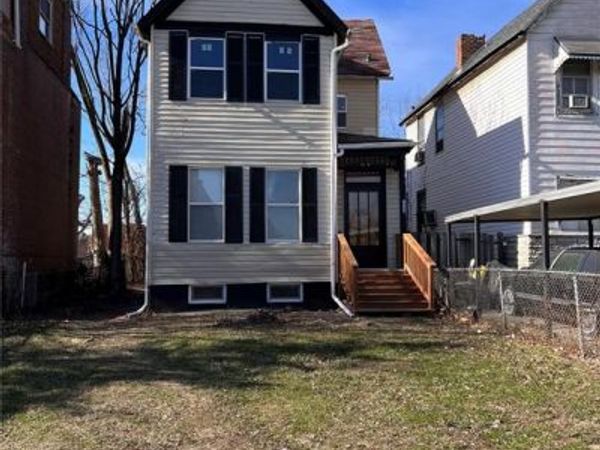 1215 N Euclid Avenue , St Louis, MO 63113