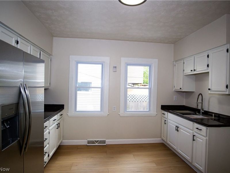 4463 W 20th Street, Cleveland, OH 44109 Photo 6