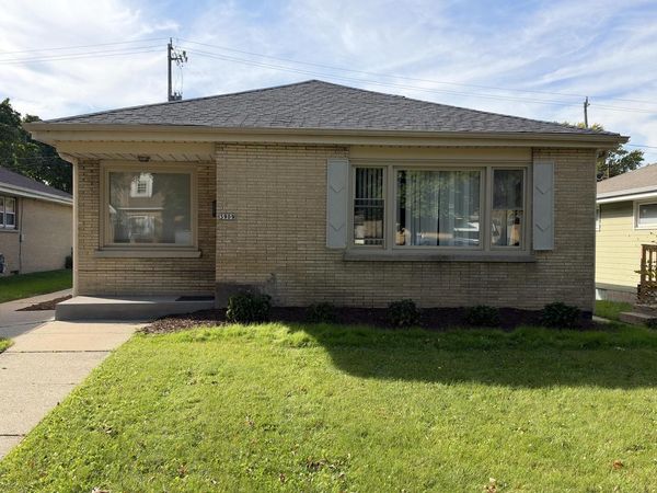 3909 N 62nd STREET, Milwaukee, WI 53216