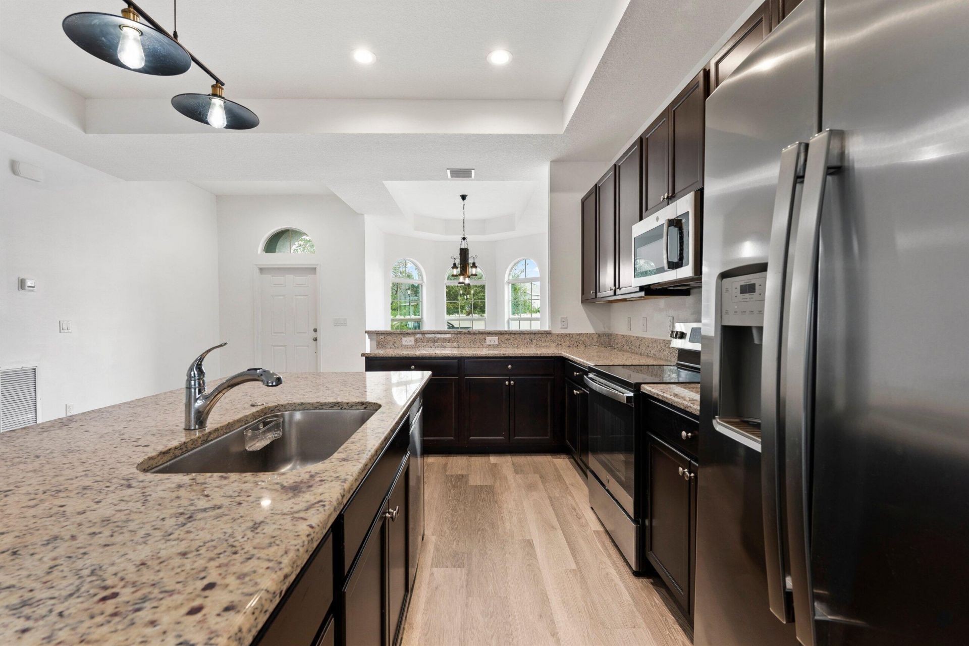 425 Seafoam Circle, Fort Pierce, FL 34945 Photo