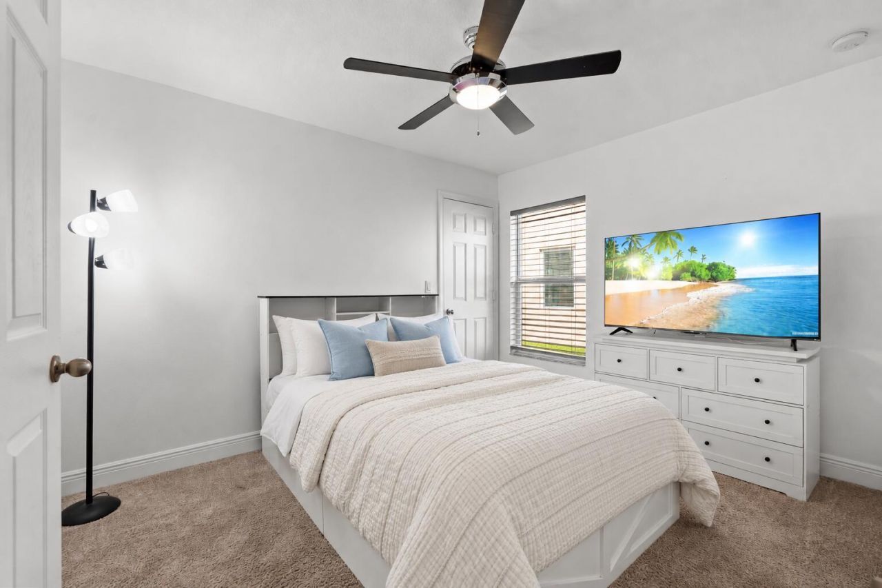 425 Seafoam Circle, Fort Pierce, FL 34945 Photo