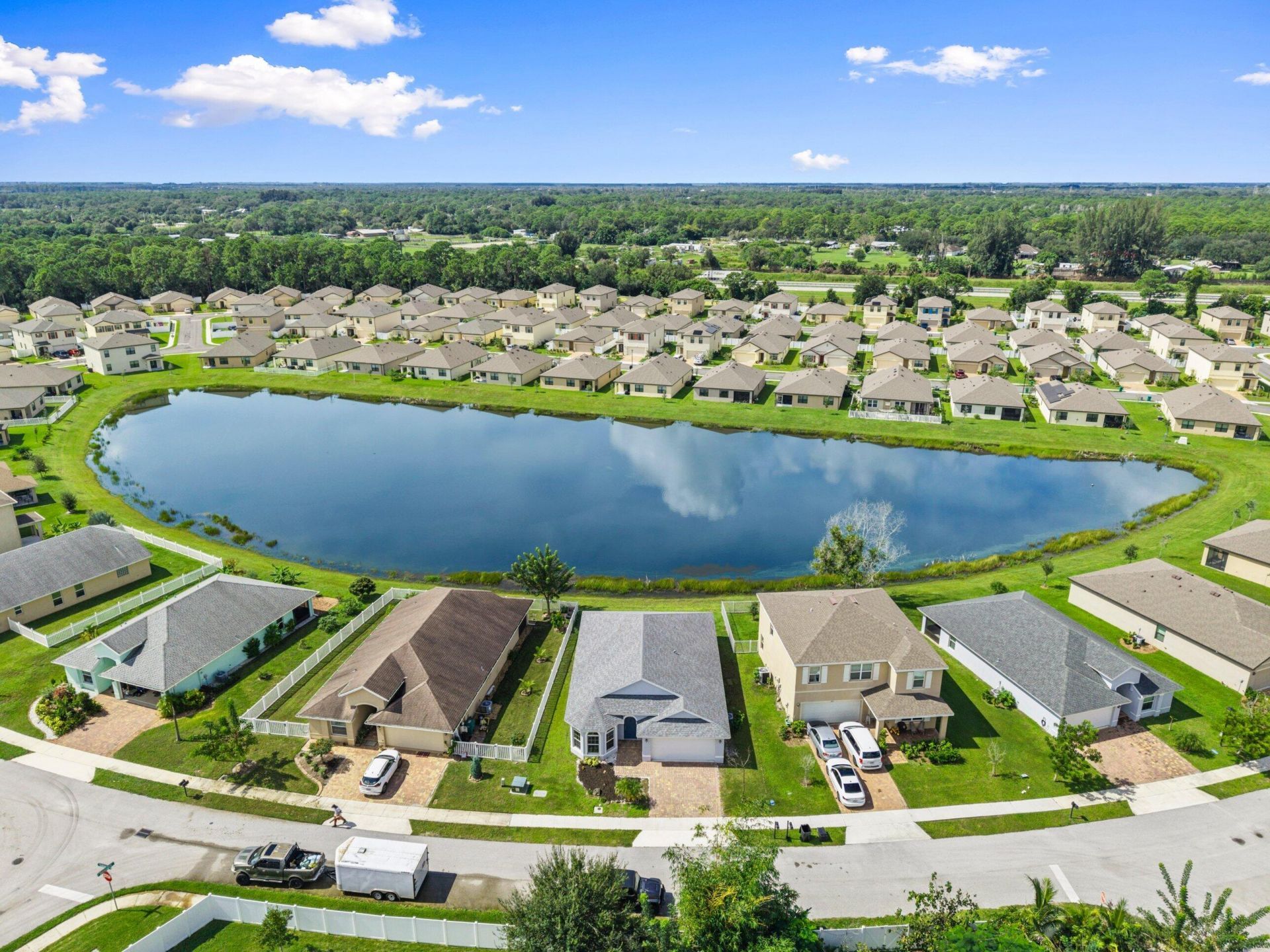 425 Seafoam Circle, Fort Pierce, FL 34945 Photo