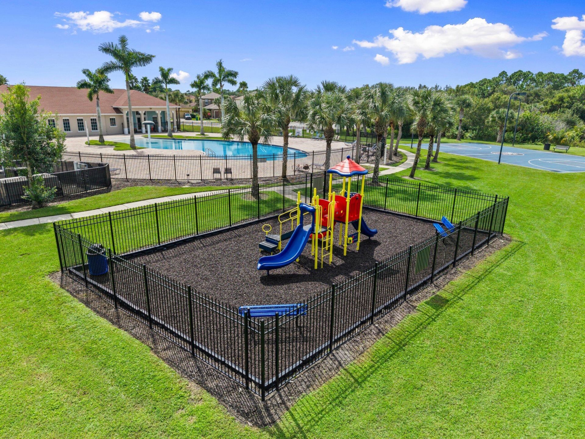 425 Seafoam Circle, Fort Pierce, FL 34945 Photo