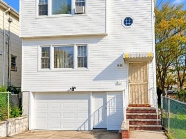 190 Fabyan Pl, Newark, NJ 07112