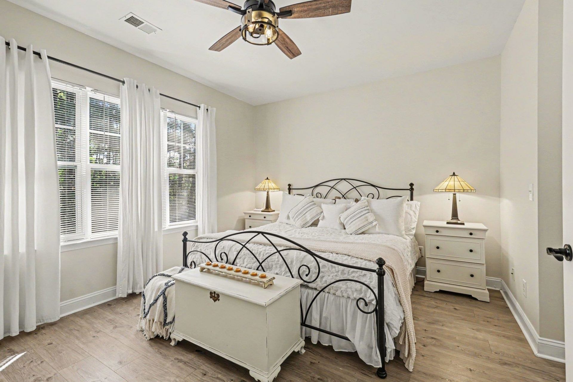 200 Portsmith Dr.  Photo 16