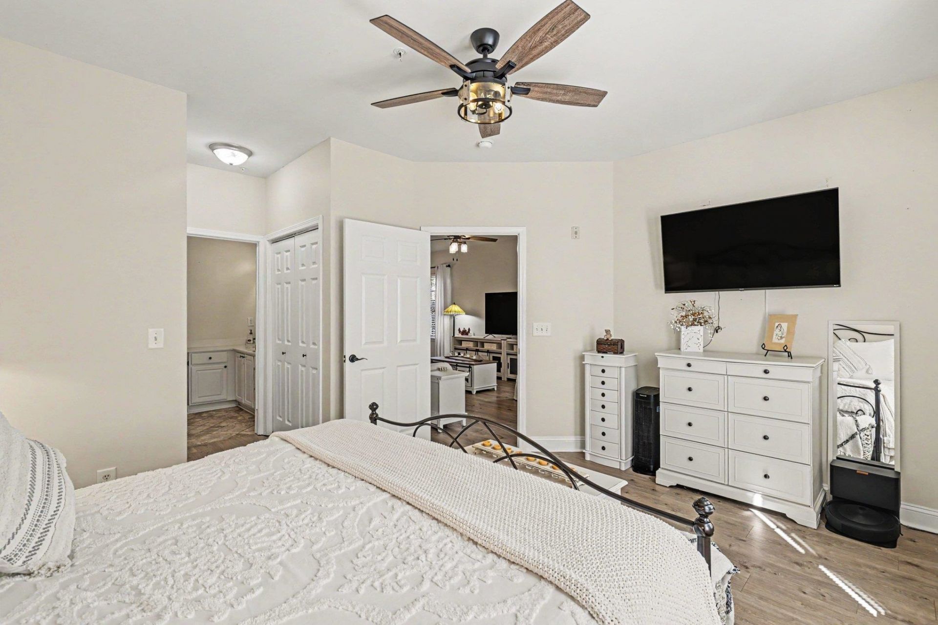 200 Portsmith Dr.  Photo 18