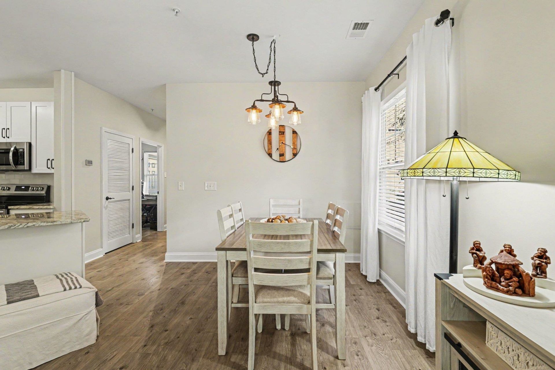 200 Portsmith Dr.  Photo 9