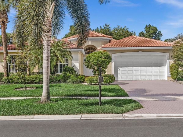 7203 Arcadia Bay Court, Delray Beach, FL 33446