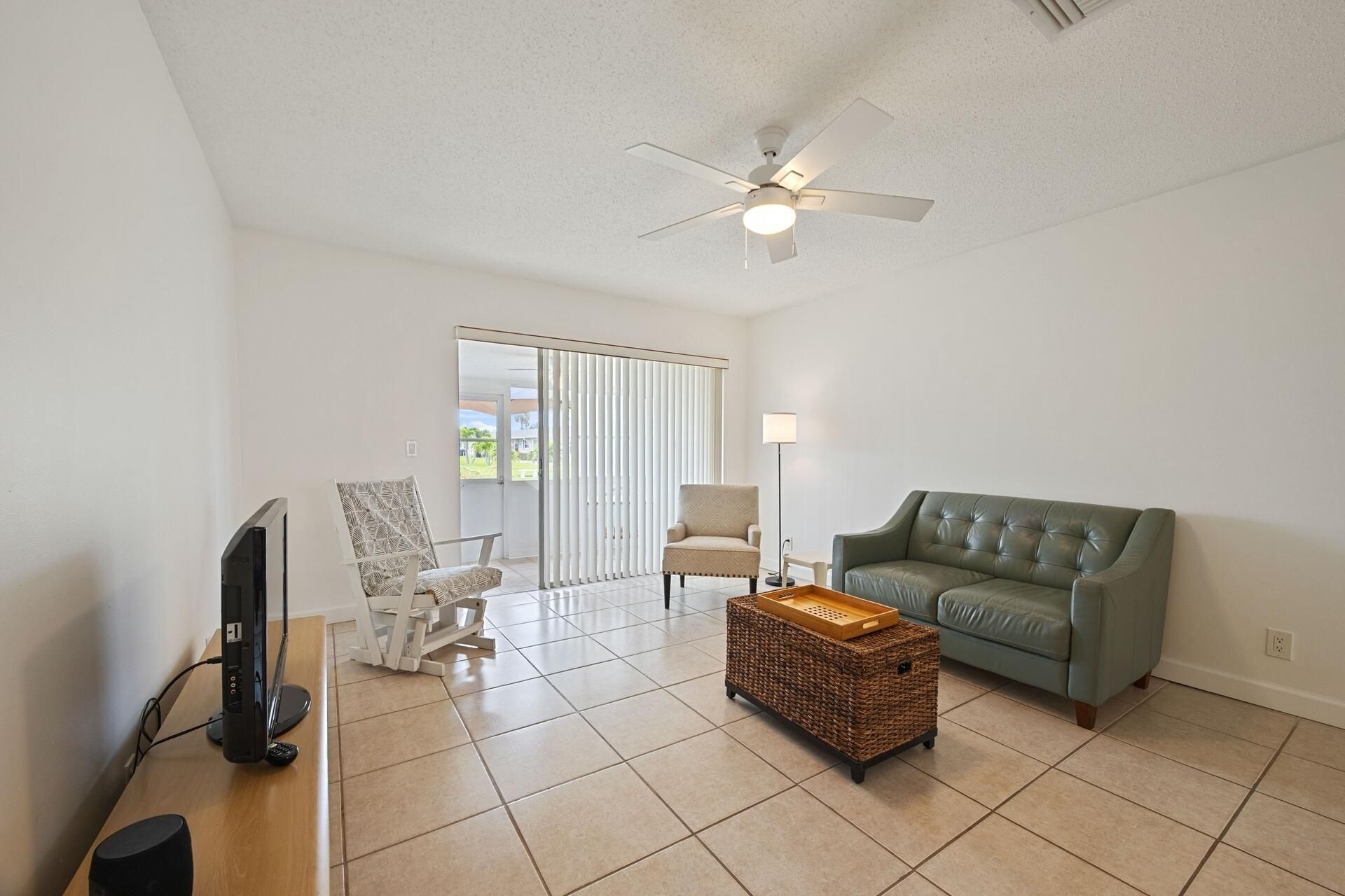 2691 Dudley Drive E, Unit D, West Palm Beach, FL 33415 Photo