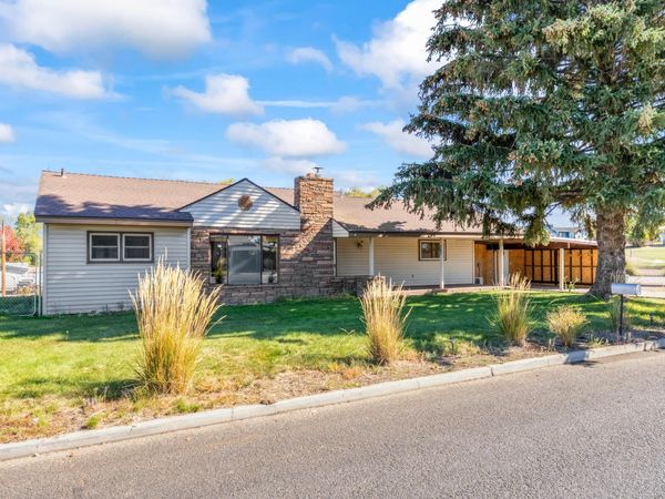 681 SE Turner Street, Madras, OR 97741