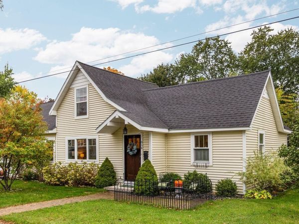 814 Locust Street, Traverse City, MI 49684